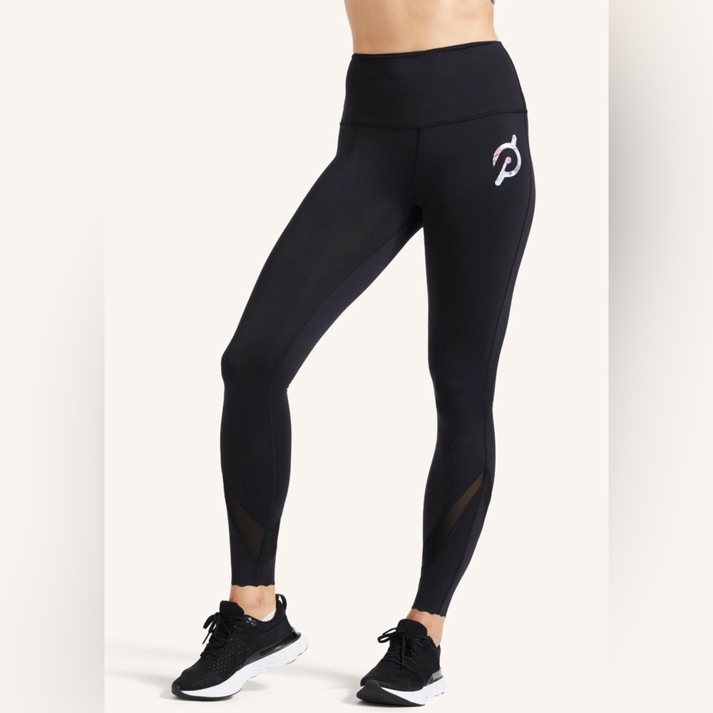 Peloton Move Mission Scallop Hem Legging - Medium, Black